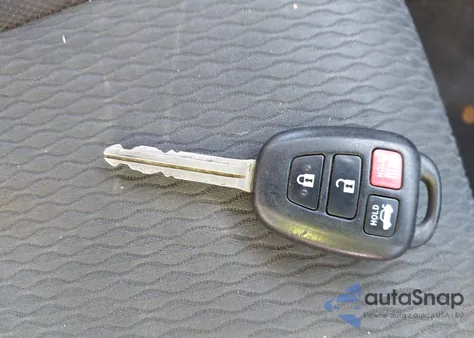 2018 Toyota Corolla Le from USA, damaged, VIN 2T1BURHE4JC995164